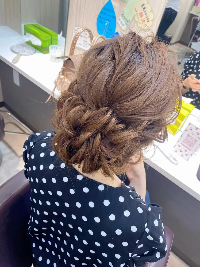 ミディアム ヘアアレンジ 《カメレオン》 西田美輝のその他イメージ