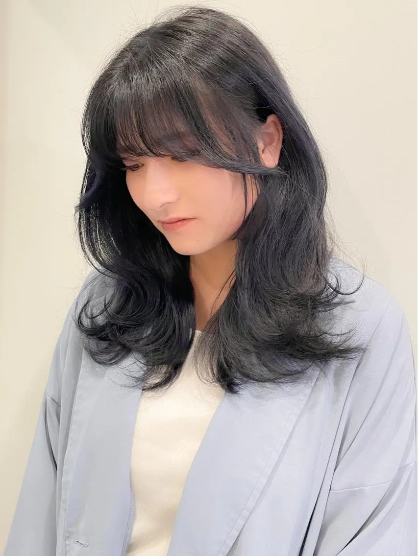 セミロング カット ヘアカラー トリートメント 🌹ハッシュカット、 レイヤー韓国ヘア🌹のヘアスタイル