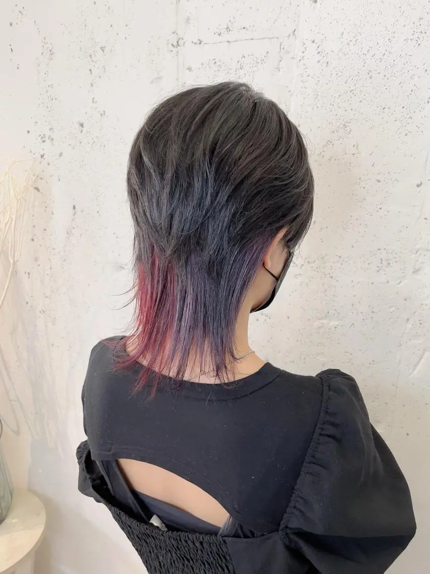 ショート カラー 透明感ハイトーン🦄 キラ🌈のヘアスタイル