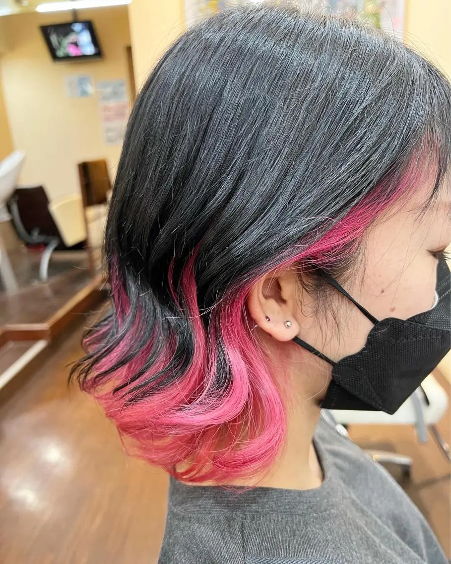 ミディアム カラー ピンクカラー ヘアカラー まさき✂︎ブリーチ／ デザインカラーのヘアスタイル