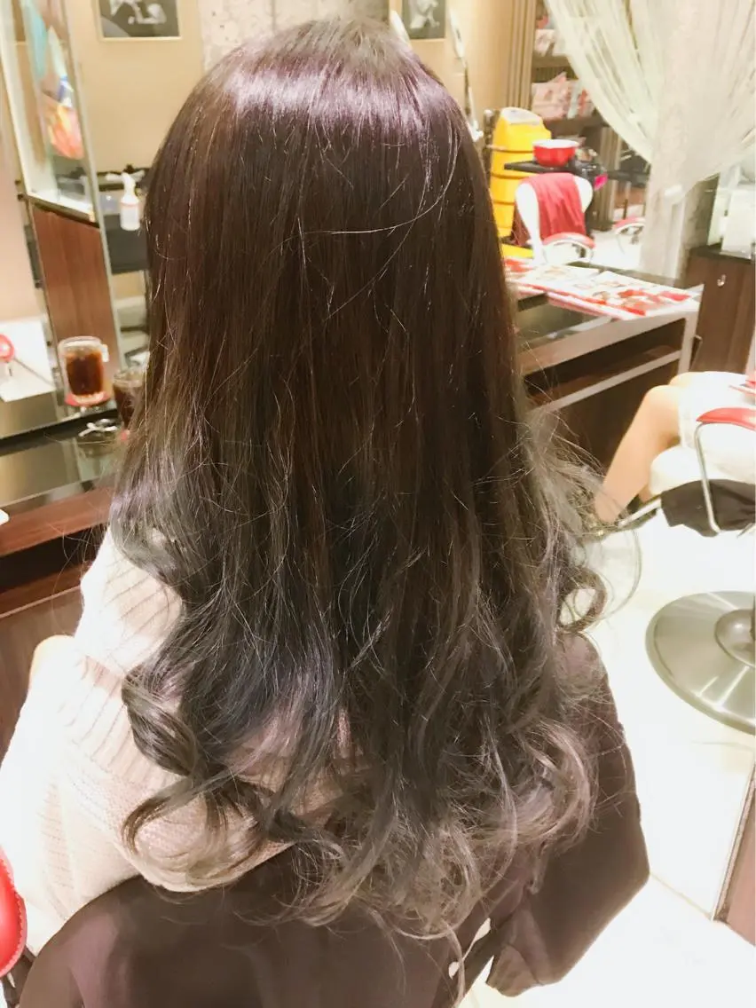 ロング カラー ブルーカラー ブルージュ グラデーションカラー 🔹TOMO🔹 圧倒的経験値🔹のヘアスタイル