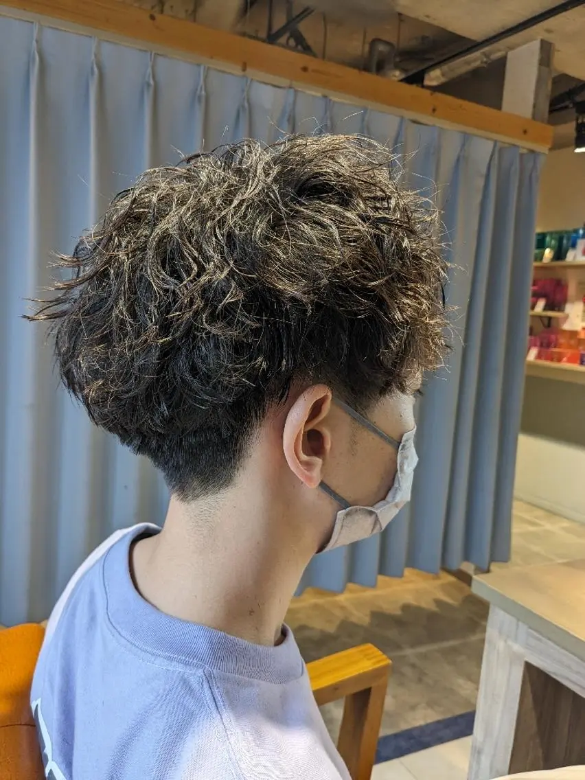 メンズ カット パーマ トリートメント alushe 岡 陽子のヘアスタイル