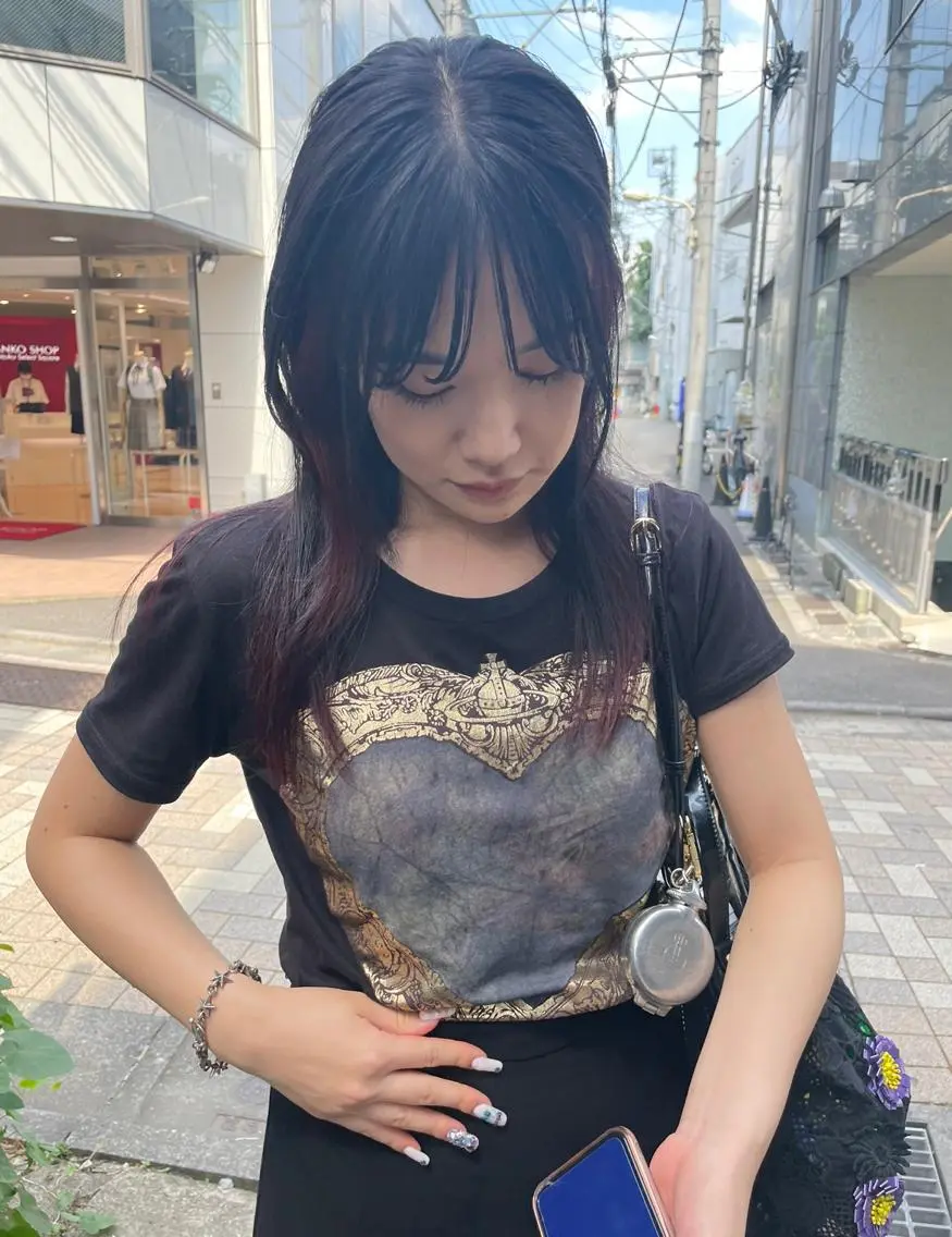 セミロング カラー セミロングパーマ バレイヤージュ ブリーチ ケアブリーチ デザインカラー スパイラルパーマ 🌐hina⭐️のヘアスタイル