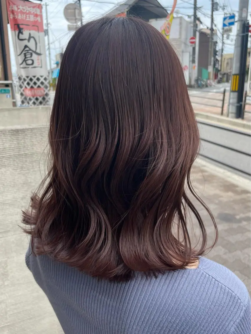 ミディアム カラー 【aini天王寺】 𝐚𝐢𝐫𝐢✂︎のヘアスタイル