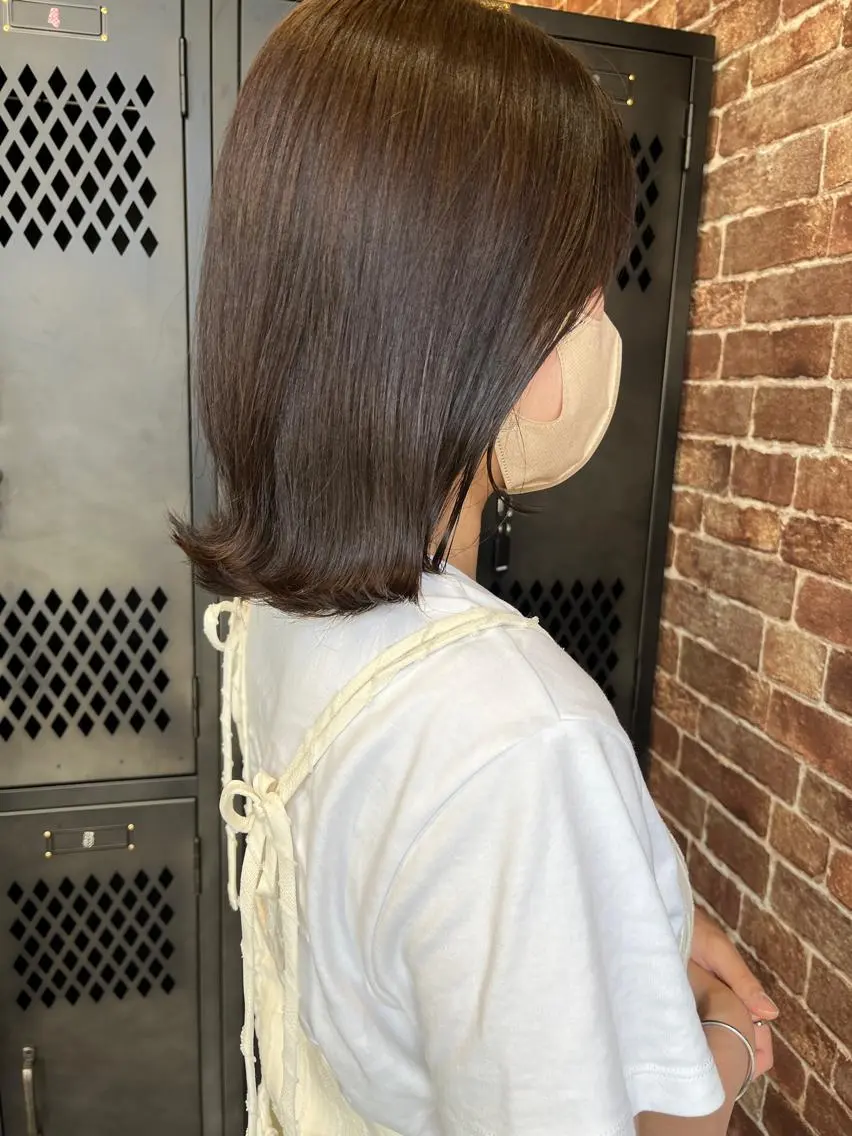 ミディアム カラー パーマ ヘアアレンジ メンズ キッズ ネイル マツエク・マツパ アイブロウ ミディアムパーマ メンズパーマ ブラウンカラー ケアカラー 透明感カラー 久木原 ゆりのヘアスタイル