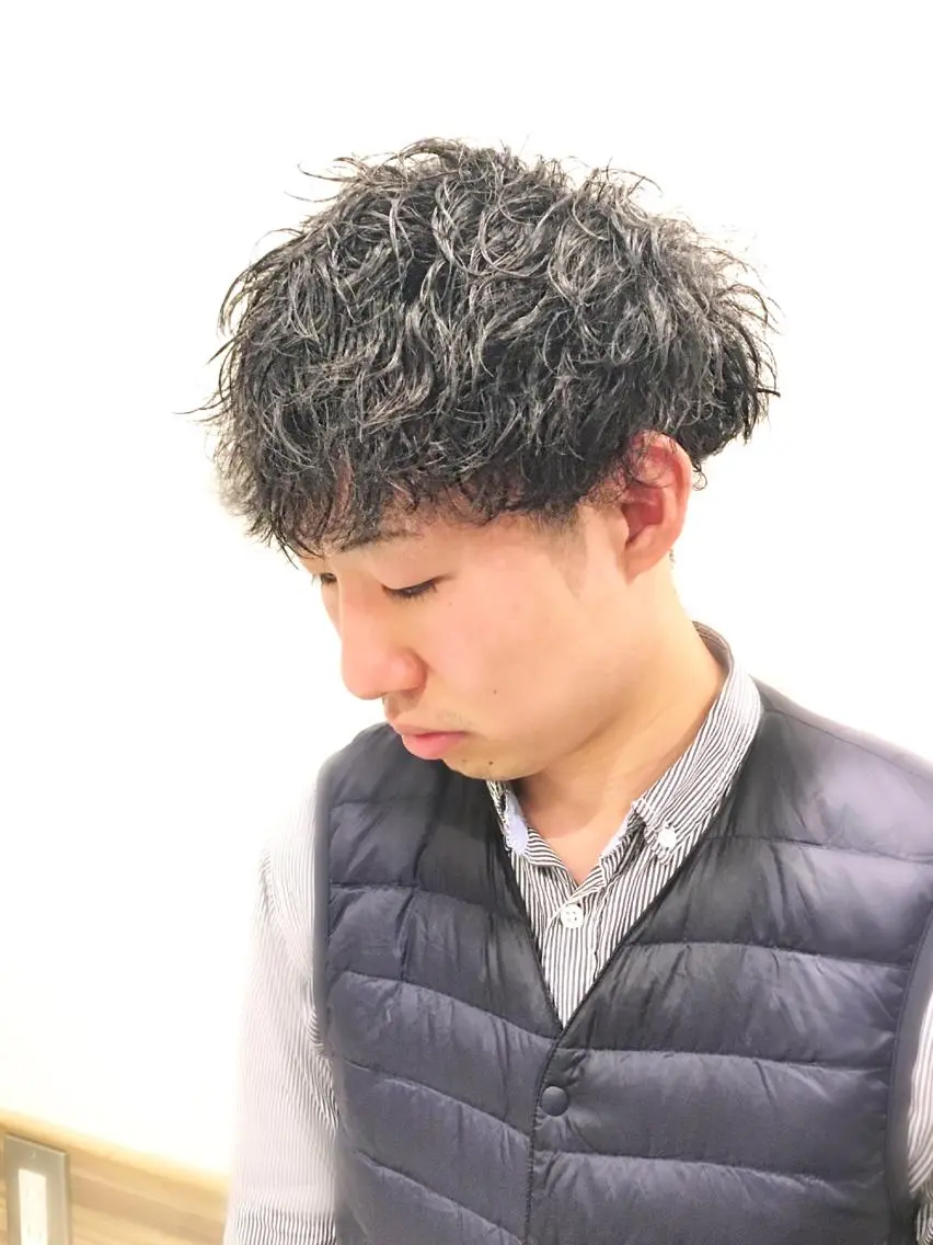 ミディアム 予約1000件超 ✨メンズパーマのヘアスタイル