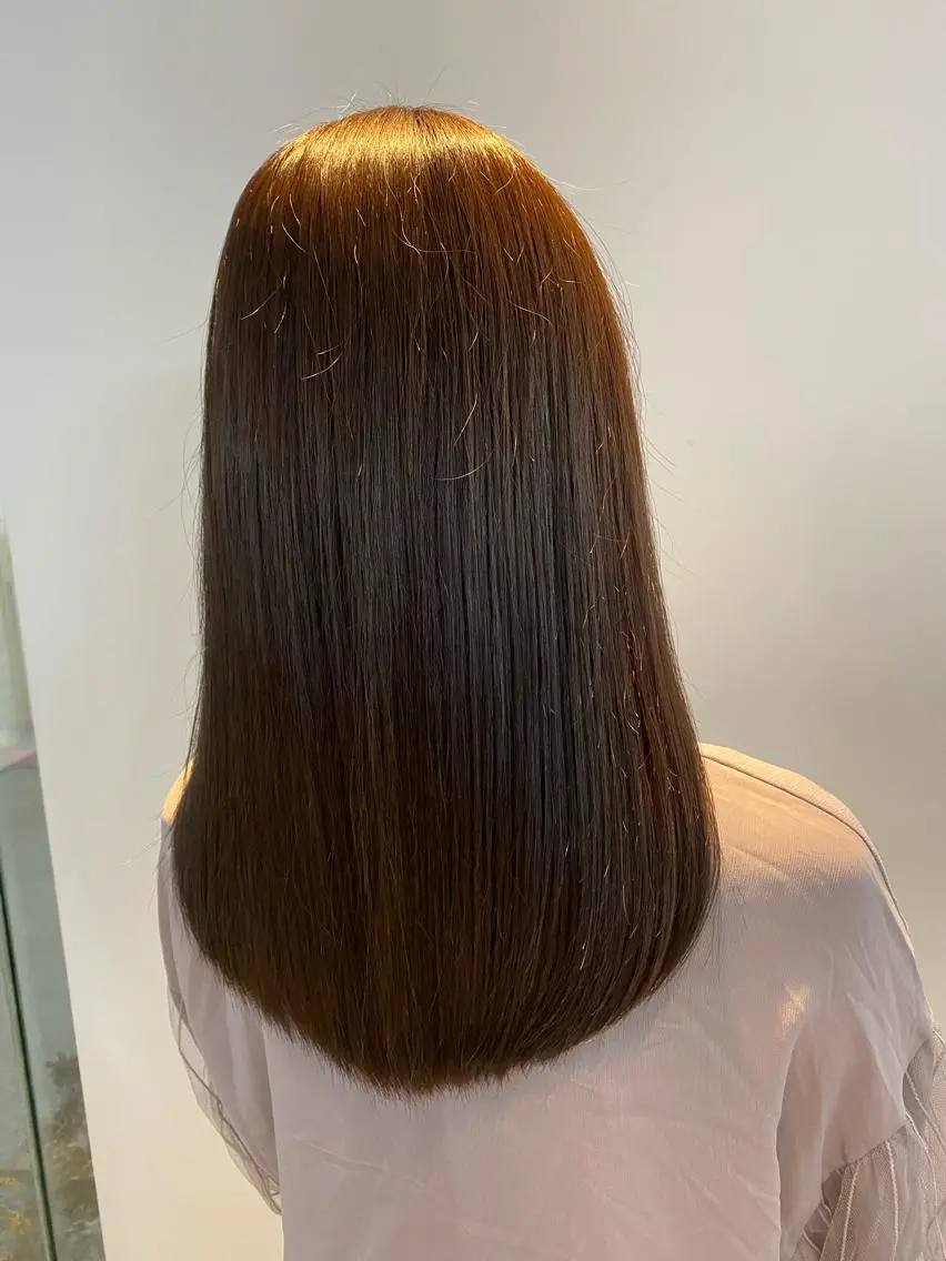 ロング 友田 千栄のヘアスタイル