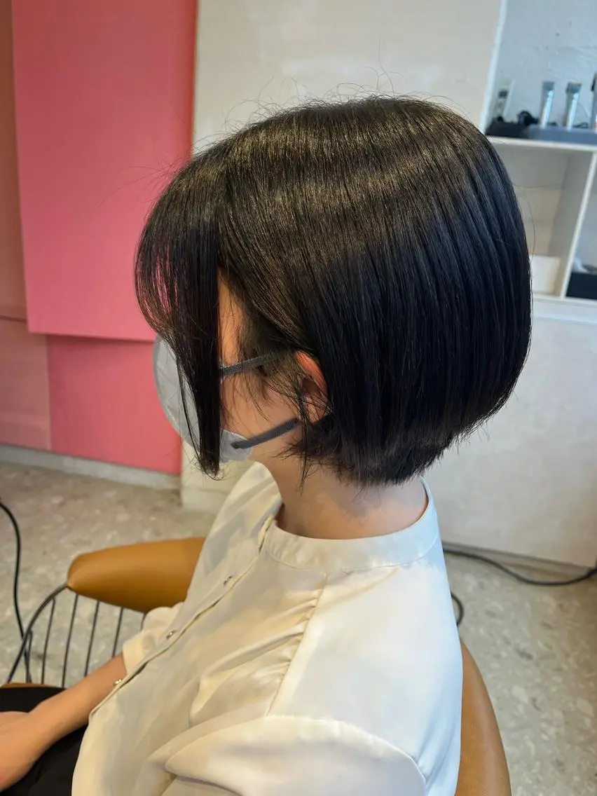 ショート カット うしだ かおるのヘアスタイル