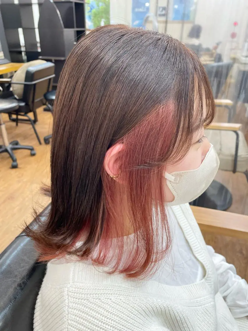 ミディアム 青木 優歩のヘアスタイル