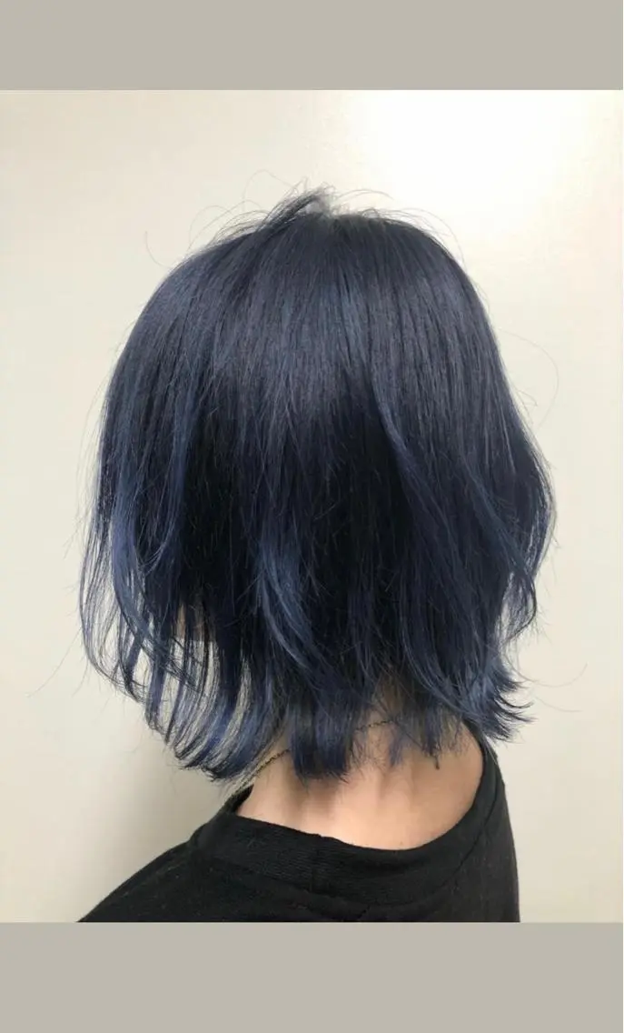 ショート カラー 伊藤 舜斗のヘアスタイル