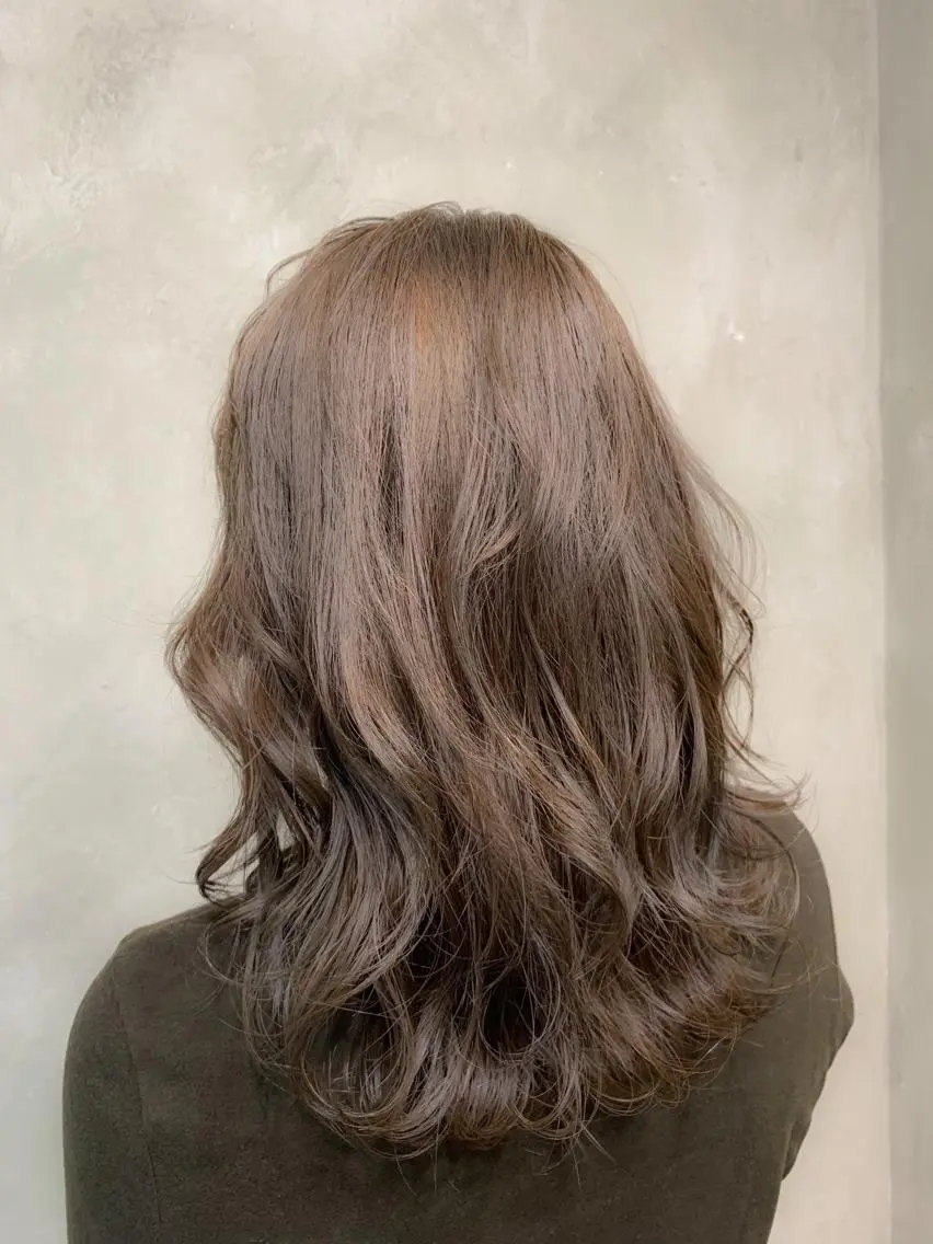 セミロング カラー ベージュカラー 🌈髪質改善💕 縮毛矯正✨青木まで✨のヘアスタイル