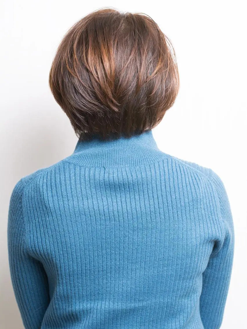 ショート 金澤 愛のヘアスタイル