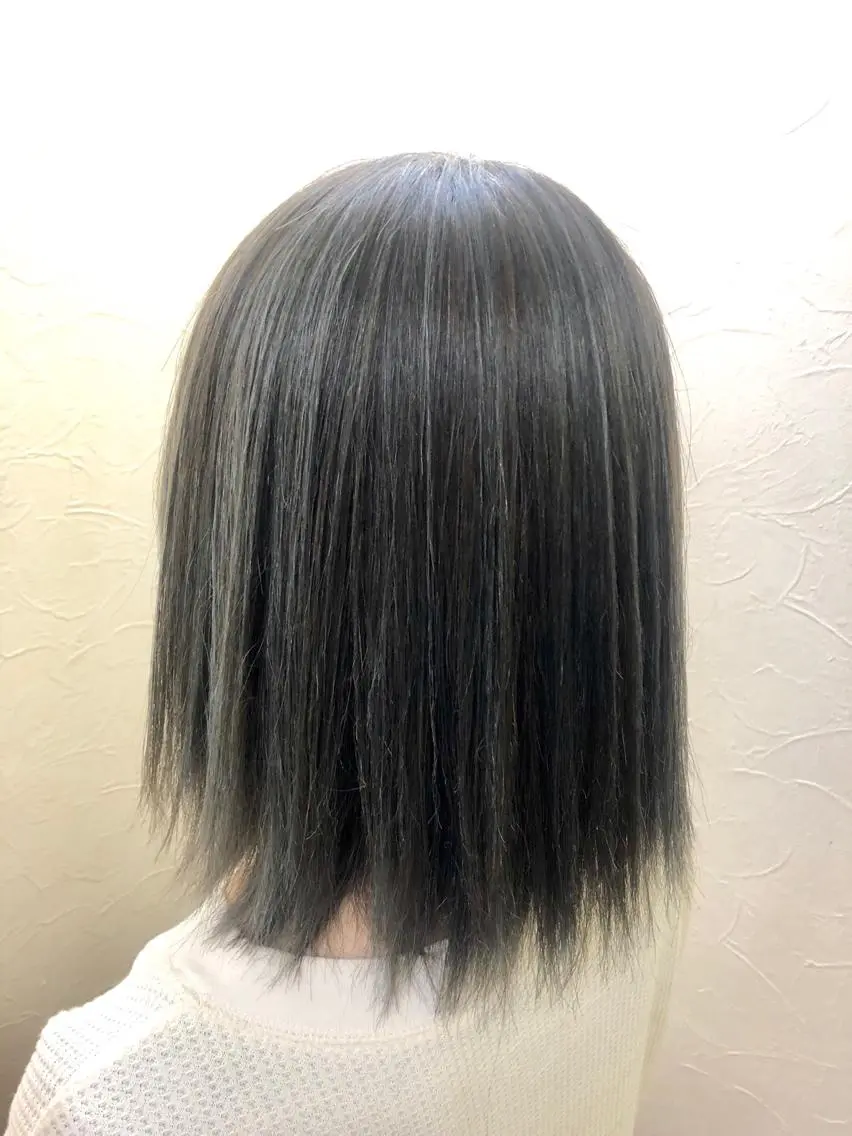 ミディアム 青木 優歩のヘアスタイル