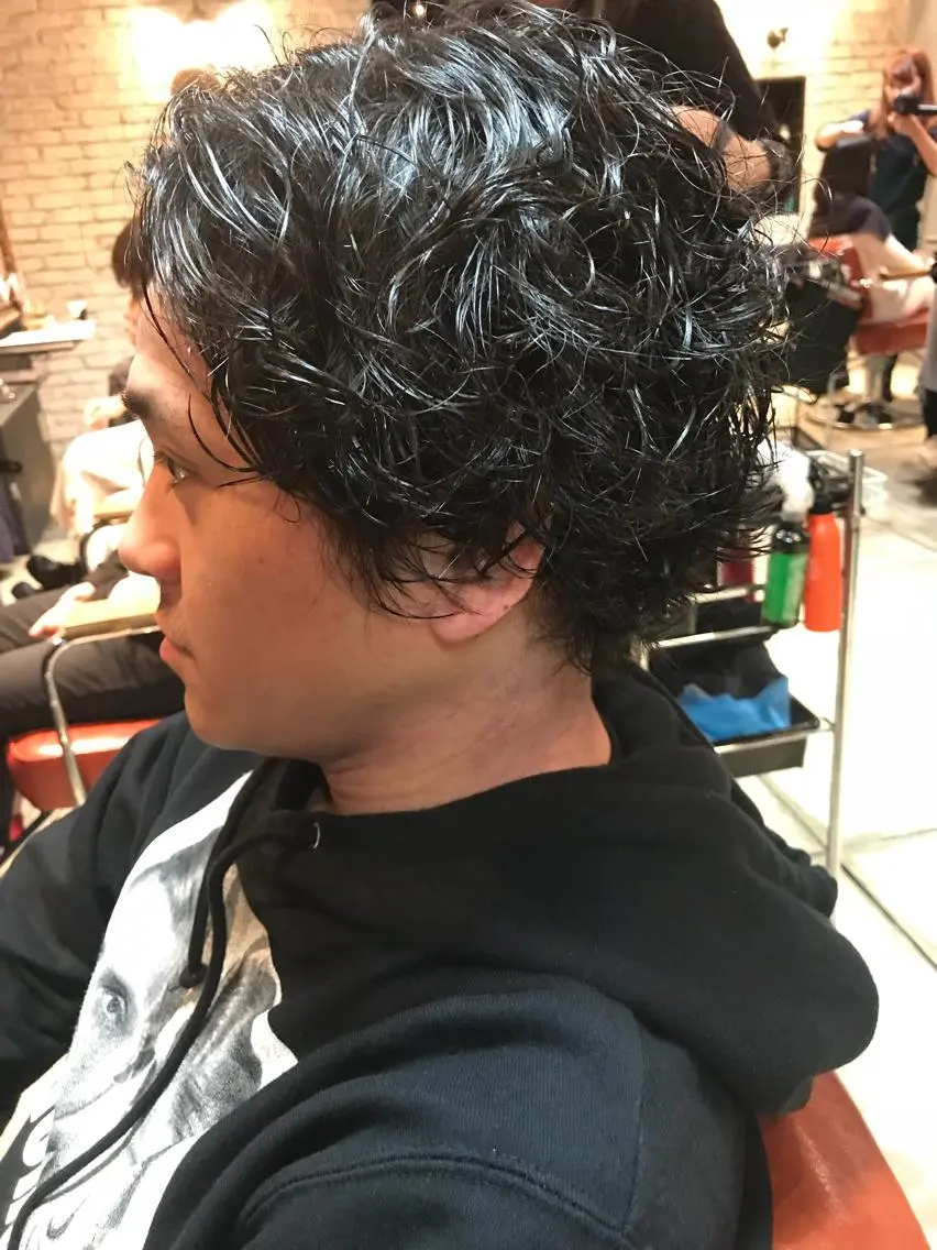 ショート パーマ メンズ メンズパーマ スパイラルパーマ 縮毛矯正×髪質改善 店長　DAITOのヘアスタイル