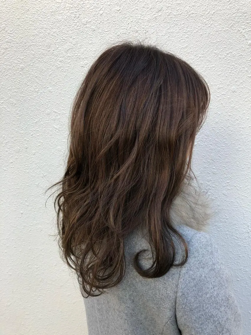 セミロング カラー ヘアアレンジ ハイライトカラー ハイライト 【白髪ぼかし 専門GBG】自由が丘のヘアスタイル