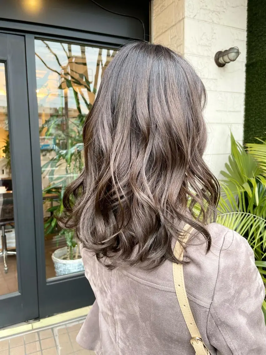 セミロング カラー カット ヘアカラー トリートメント AKALA HAIR 西宮店 Juriのヘアスタイル