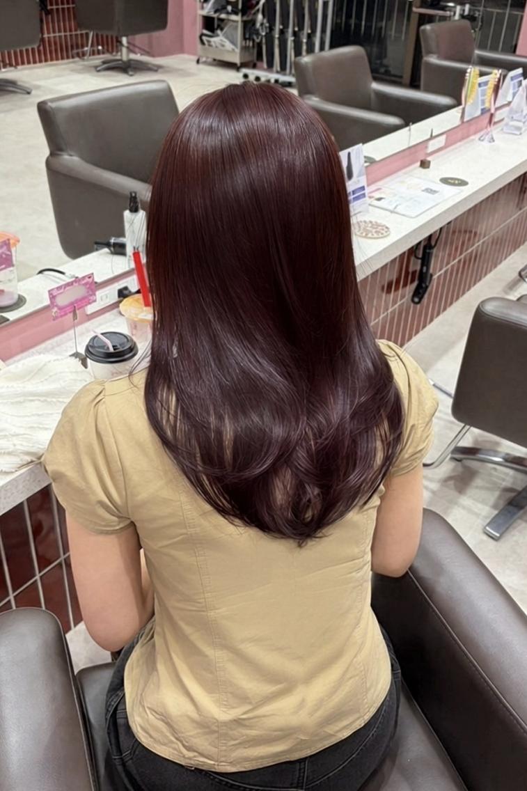 ミディアム カラー ベージュカラー ブリーチ ブルーカラー ブルージュ 透明感カラー カット ヘアカラー トリートメント 表参道/ワンホンヘア SAAYA🖤のヘアスタイル