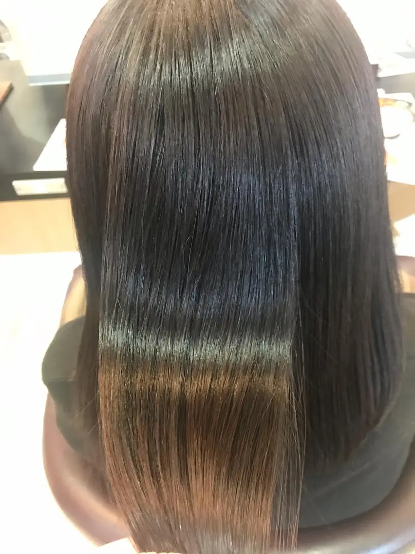 セミロング カット yukari 艶髪ヘアのヘアスタイル