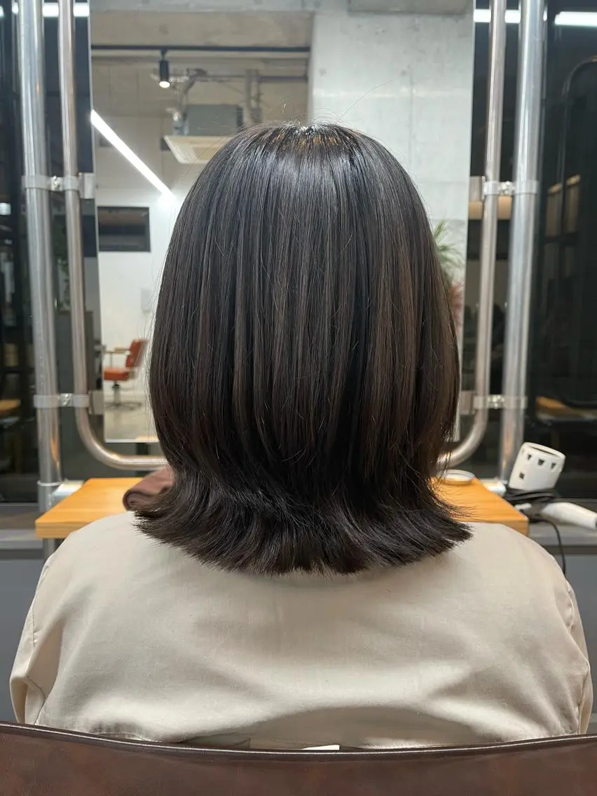 ミディアム カット トリートメント yuika .のヘアスタイル