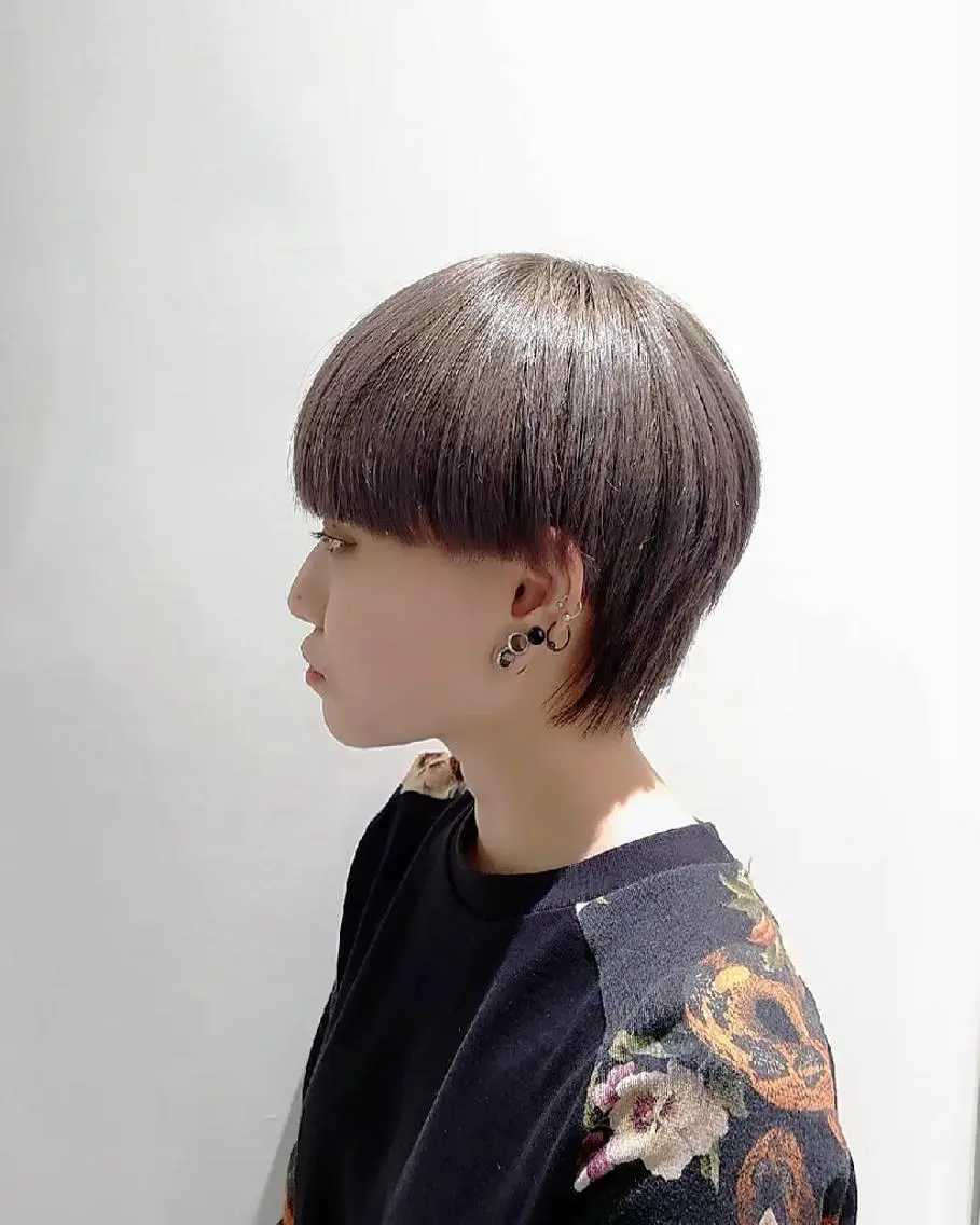 ショート カラー 🐱higajo🐱 比嘉門(ヒガジョウ)のヘアスタイル