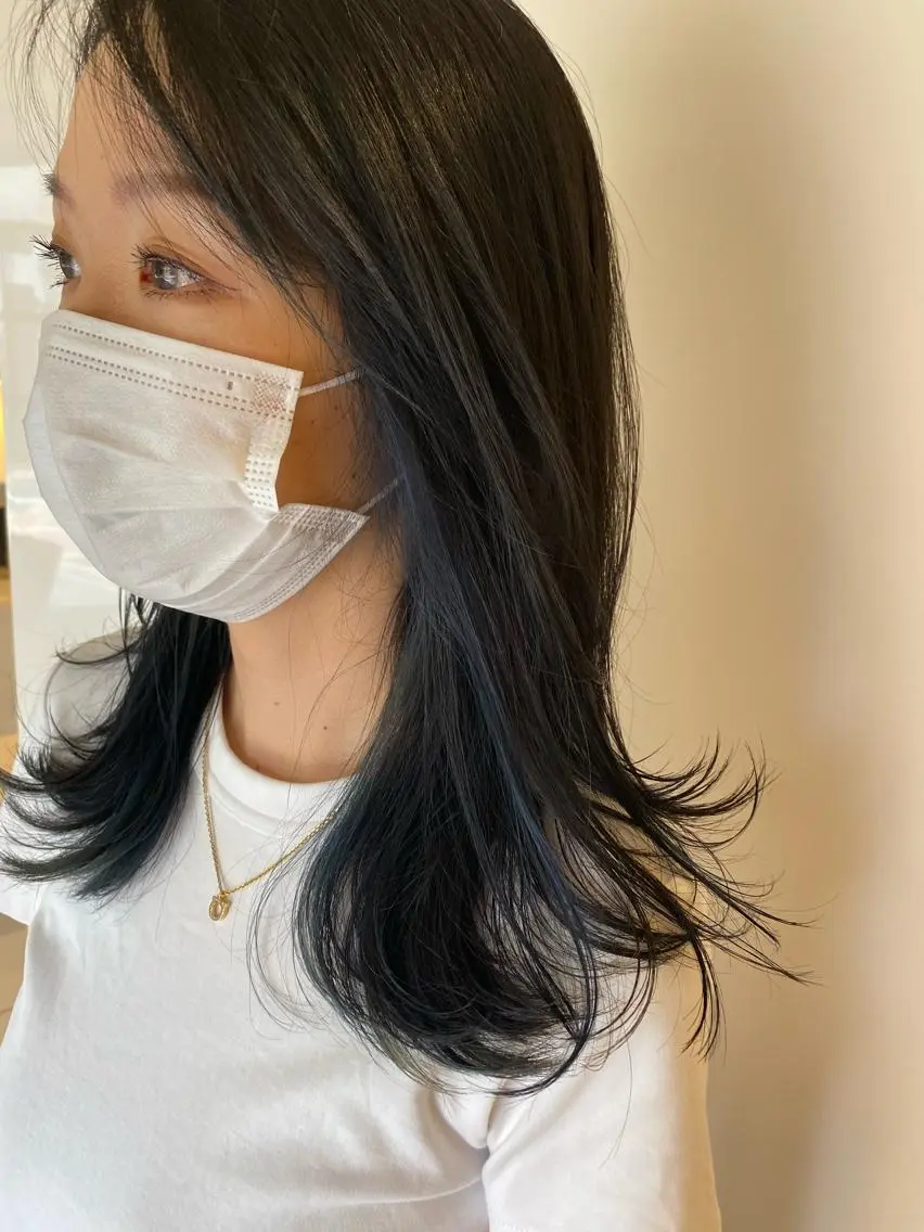 ロング カラー ハイライトカラー インナーカラー ハイライト カット ヘアカラー トリートメント レイヤーカット/ ハイライト　千咲季のヘアスタイル