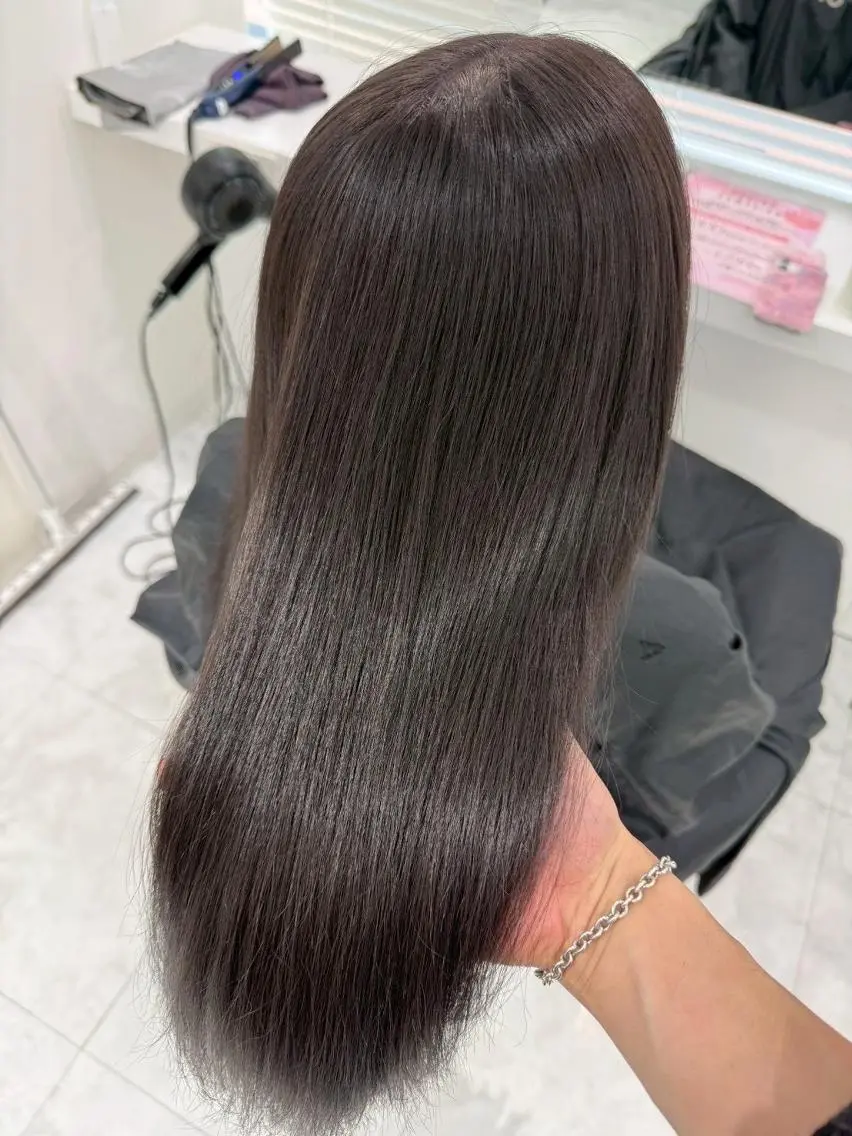 カラー うる艶かわいい🫧 夏の透明感🍨のヘアスタイル
