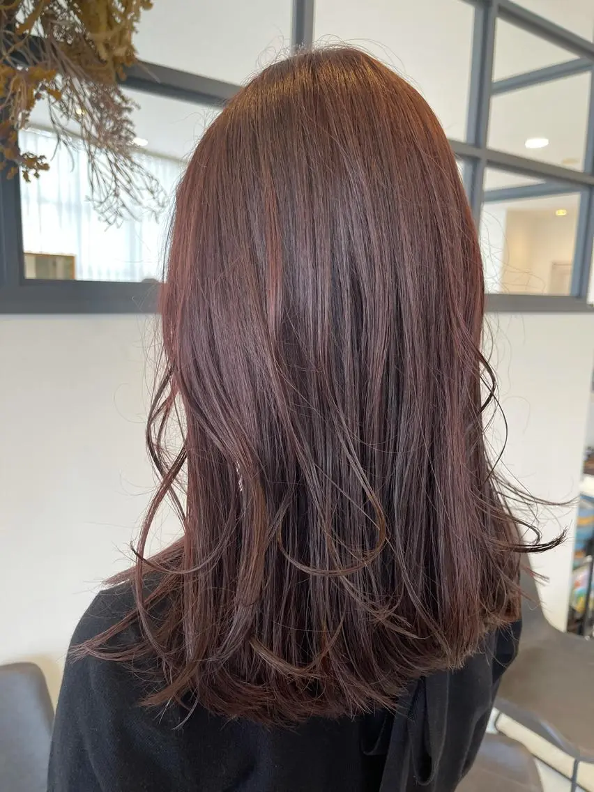 セミロング カラー ブラウンカラー レッドカラー ヘアカラー 由比藤理子 ブリーチカラー🌈のヘアスタイル