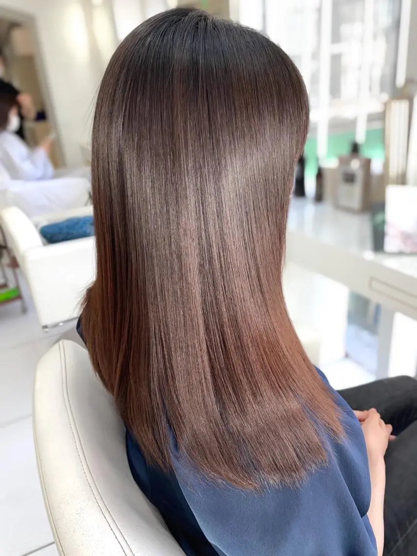 セミロング カラー パーマ ヘアアレンジ メンズ キッズ ネイル マツエク・マツパ アクアカラー 髪質改善 トリートメント 30代からの上質な ヘアケア 大西のヘアスタイル