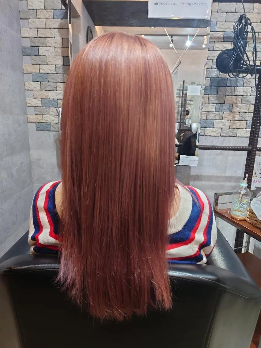 カラー ピンクカラー 浅野  勇貴のヘアスタイル