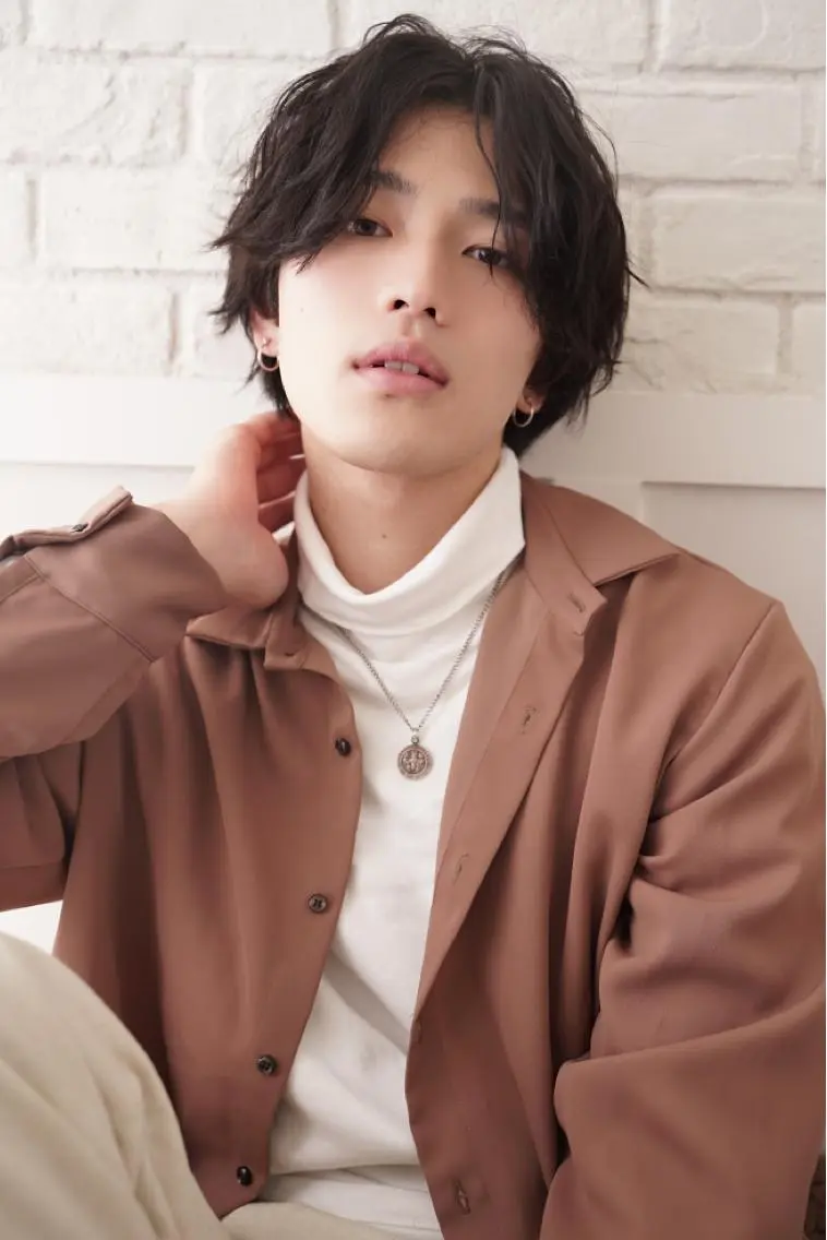 パーマ メンズ ワックス脱毛 眉カット 佐藤 花帆のヘアスタイル