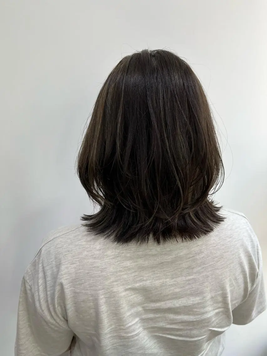ミディアム カラー ヘアアレンジ ハイライトカラー ハイライト レイヤーカット 【艶カラー】石山拓人 /ブリーチのヘアスタイル