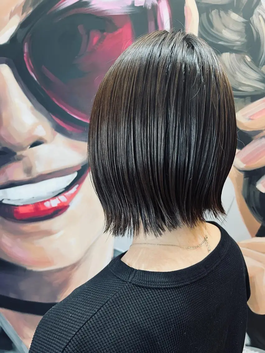ショート カラー パーマ ヘアアレンジ メンズ キッズ ネイル マツエク・マツパ アイブロウ 切りっぱなしボブ ボブ ストレートパーマ 久木原 ゆりのヘアスタイル
