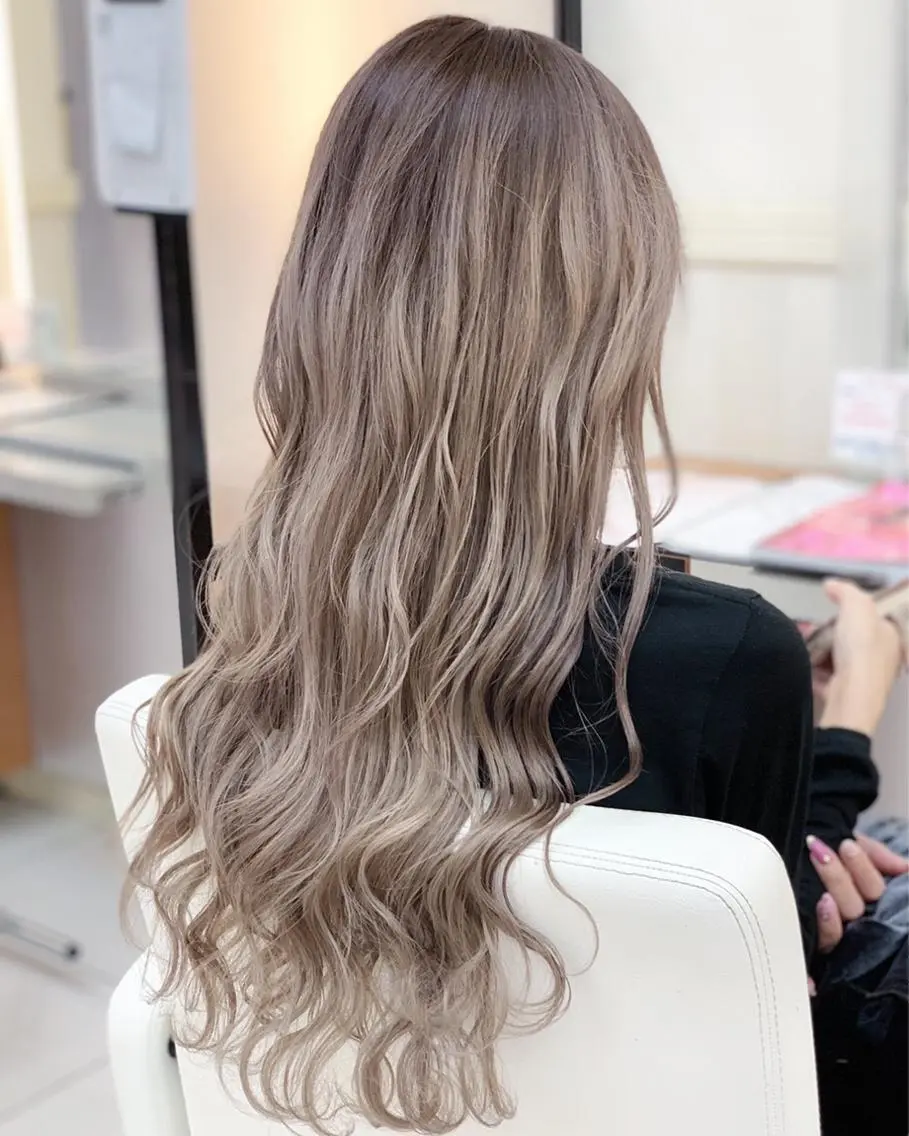 ロング カラー ヘアカラー トリートメント 宮林　努 / Ash 日野店のヘアスタイル
