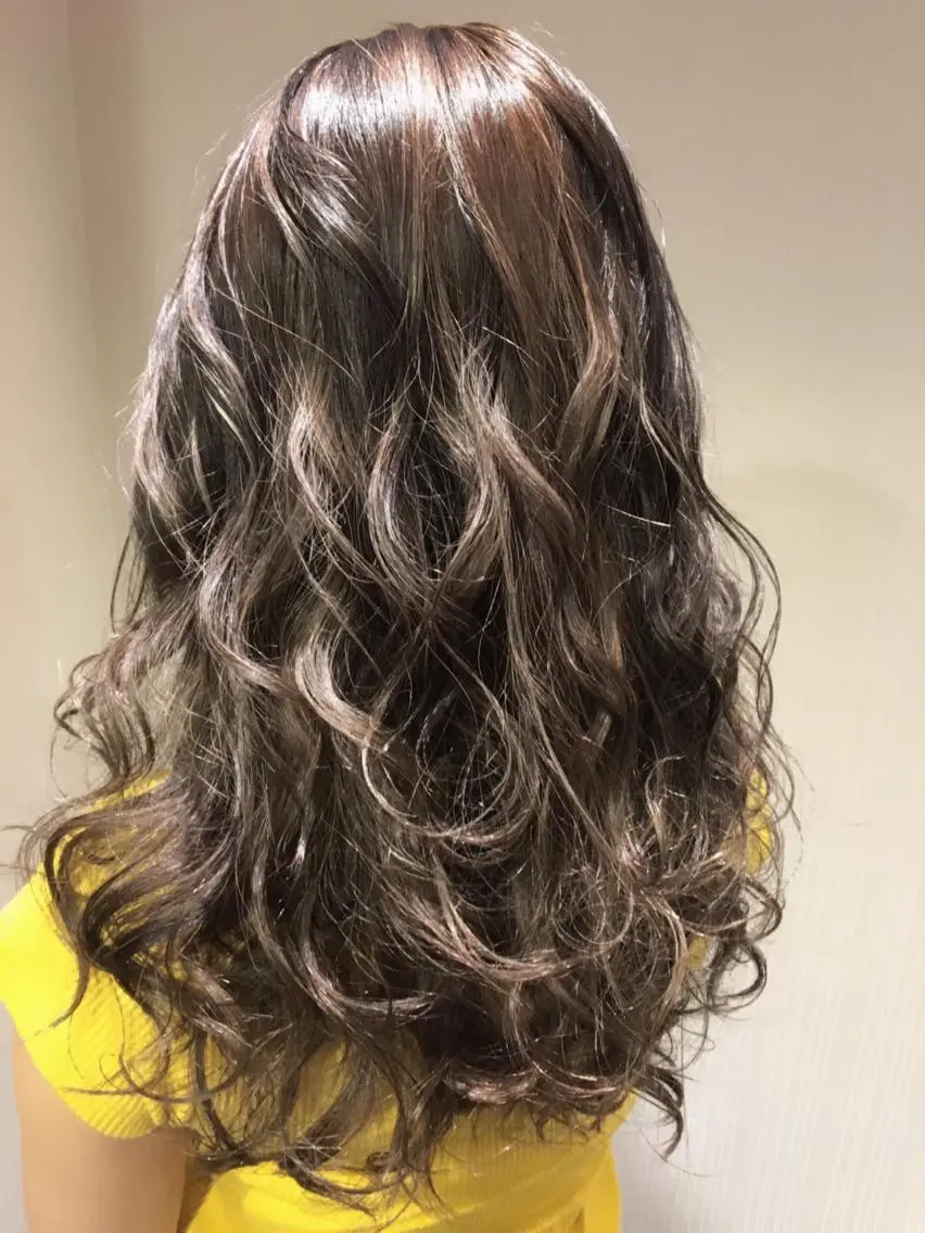 ロング カラー パーマ ヘアアレンジ トリートメント 【mokuオーナー】 ちはるのヘアスタイル