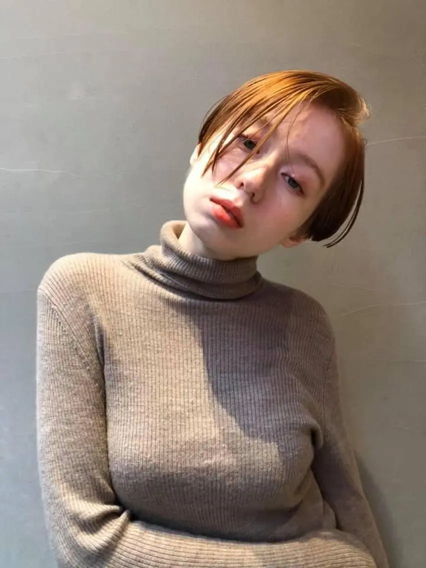 ショート カット ヘアカラー トリートメント ボブ♡柔らかいカラー 實松栞理のヘアスタイル