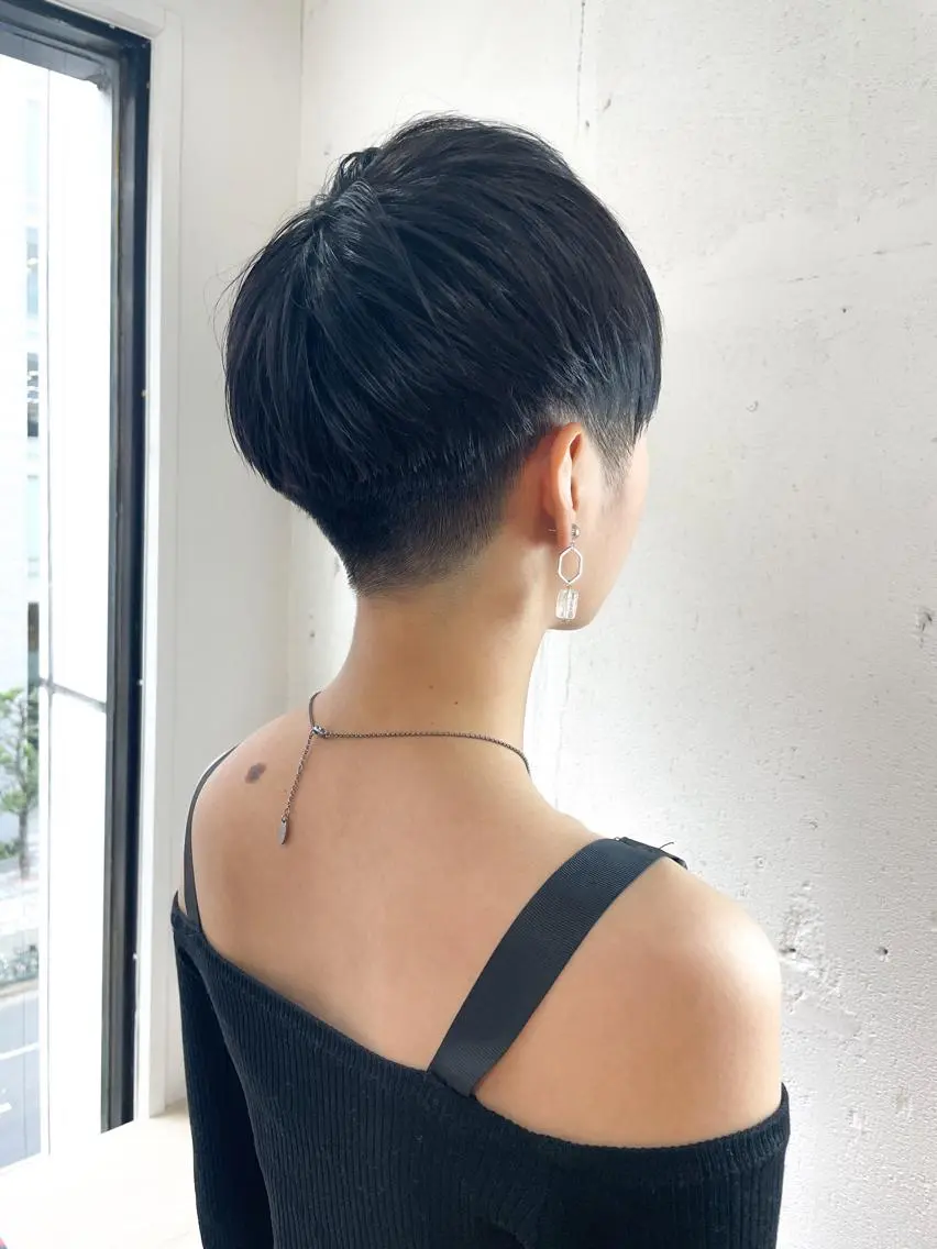 ショート カット ショート✨ボブ✨代表 新田見美仁のヘアスタイル