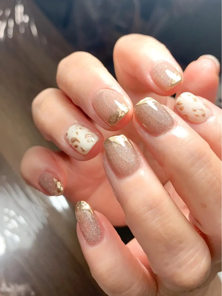 ネイル ミラーネイル 木村 千晴のネイルデザイン