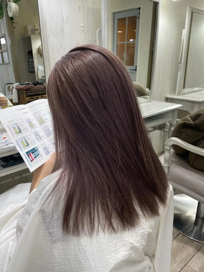 セミロング ネモトメイナ🌿 今月末で退職しますのヘアスタイル