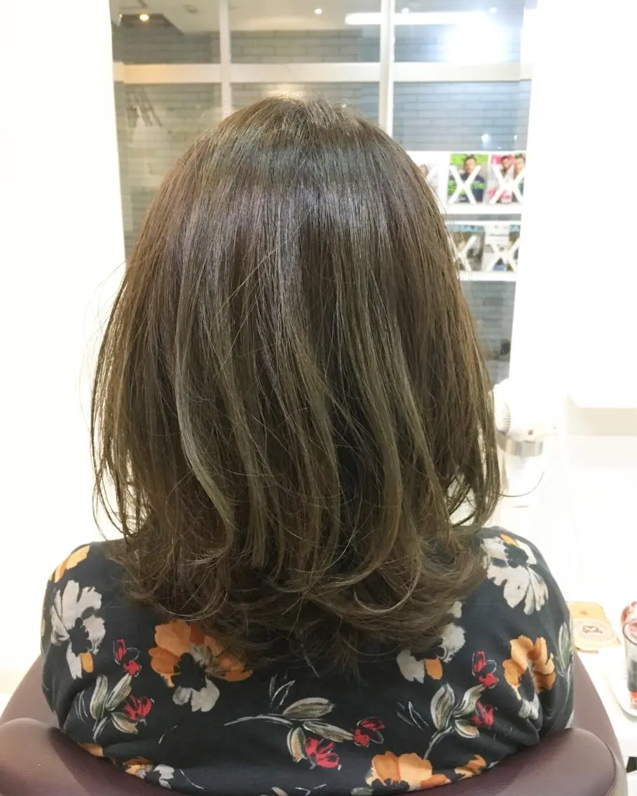 ショート カラー アディクシーカラー グレージュ ボブ 中村 よしひでのヘアスタイル