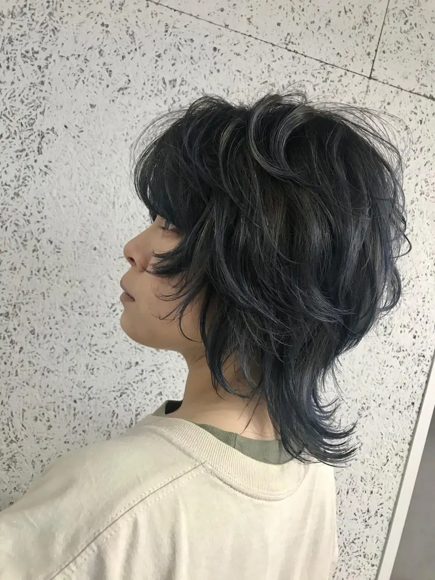 ミディアム カラー KOOKI スティードトーキョーのヘアスタイル