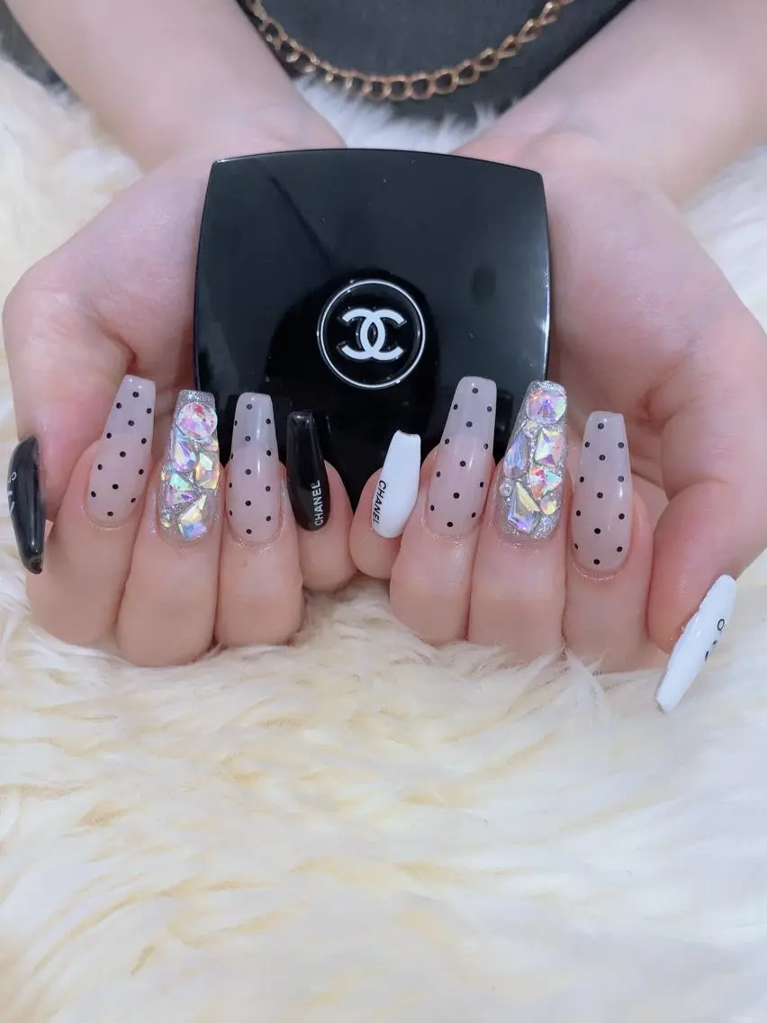 ネイル ロングネイル ハンドネイル SOL NAILのネイルデザイン