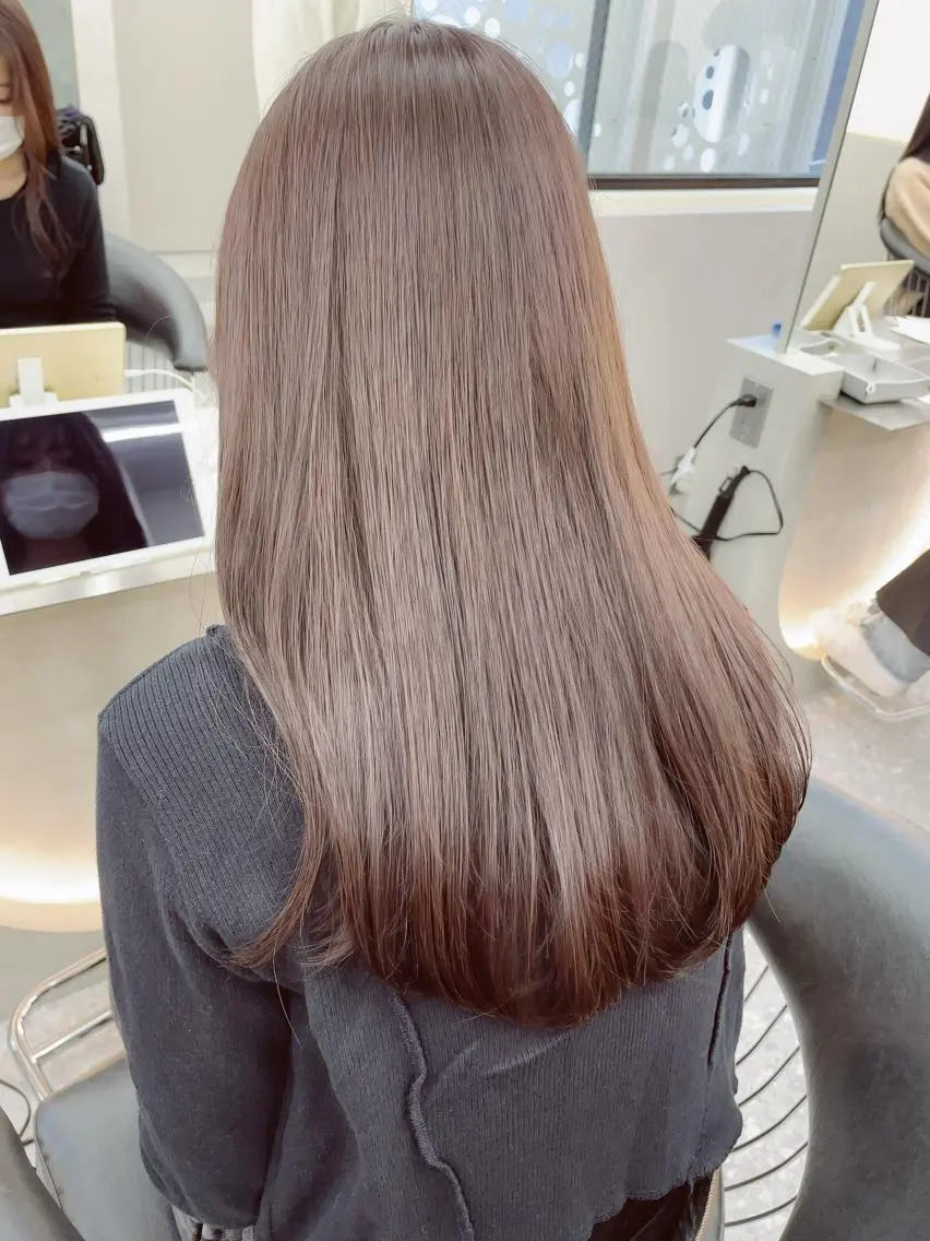 セミロング カット ヘアカラー トリートメント 透明感オリーブ🫒/ ブリーチなしWカラーのヘアスタイル