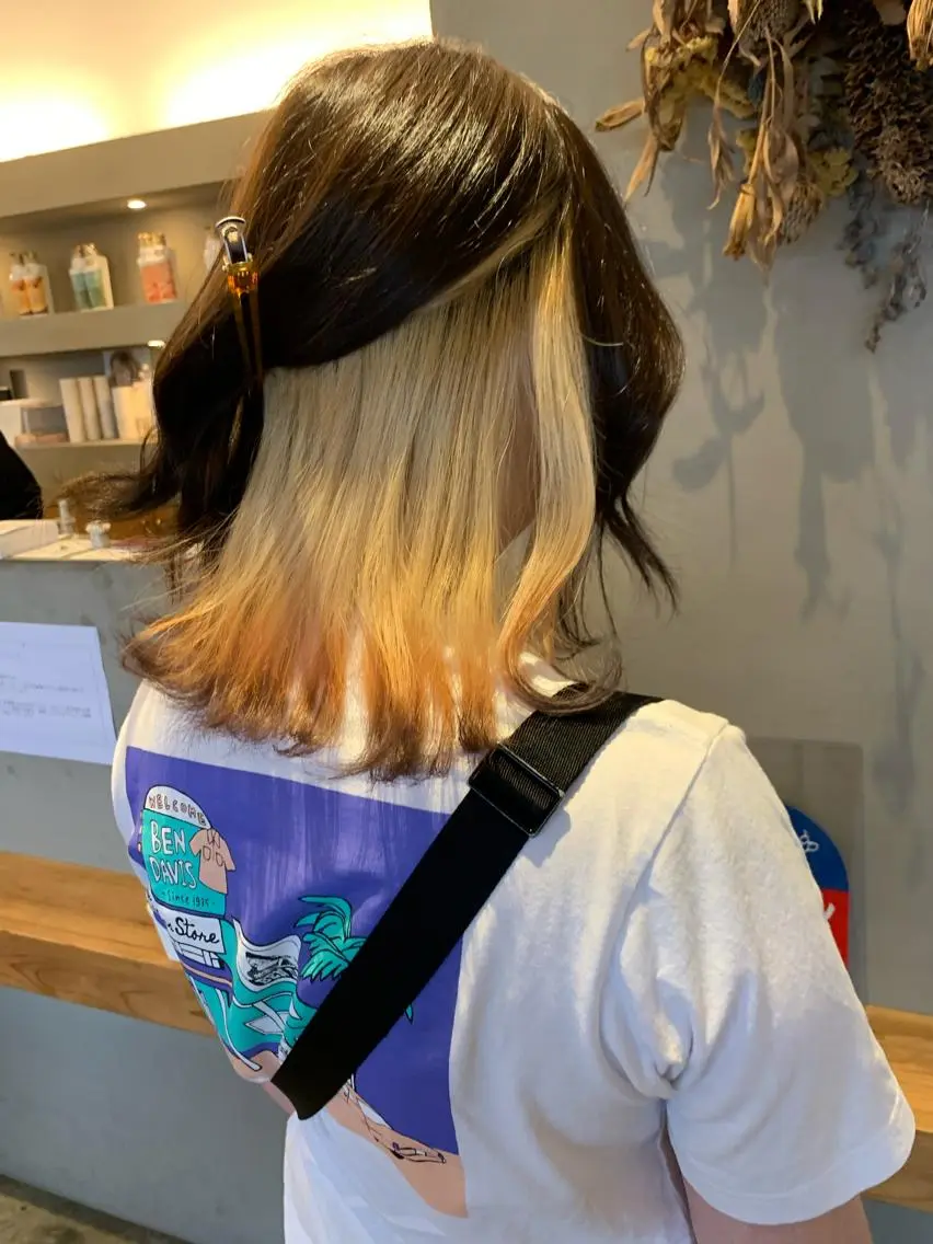 ミディアム カラー ヘアカラー ハイトーン職人💗 松本輝美のヘアスタイル