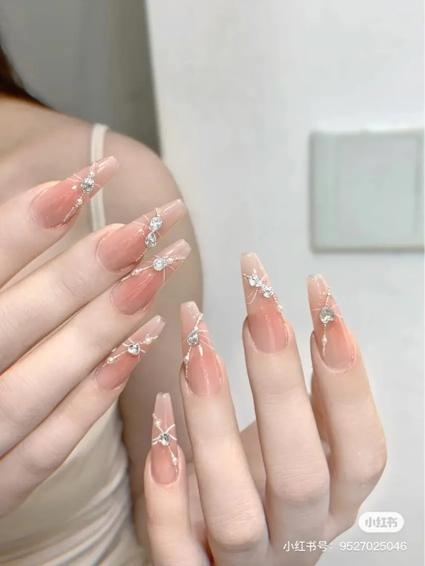ネイル キラキラ🌸🌸🌸 nail ⭐️✨のネイルデザイン