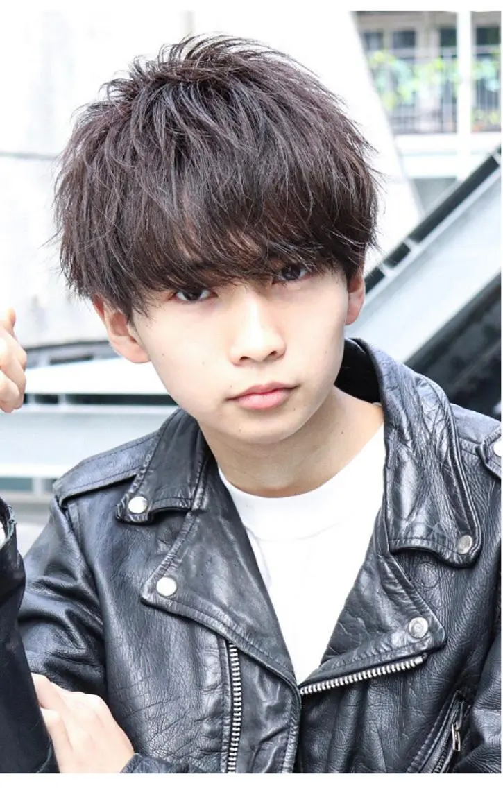メンズ マッシュ 井上 りょうのヘアスタイル