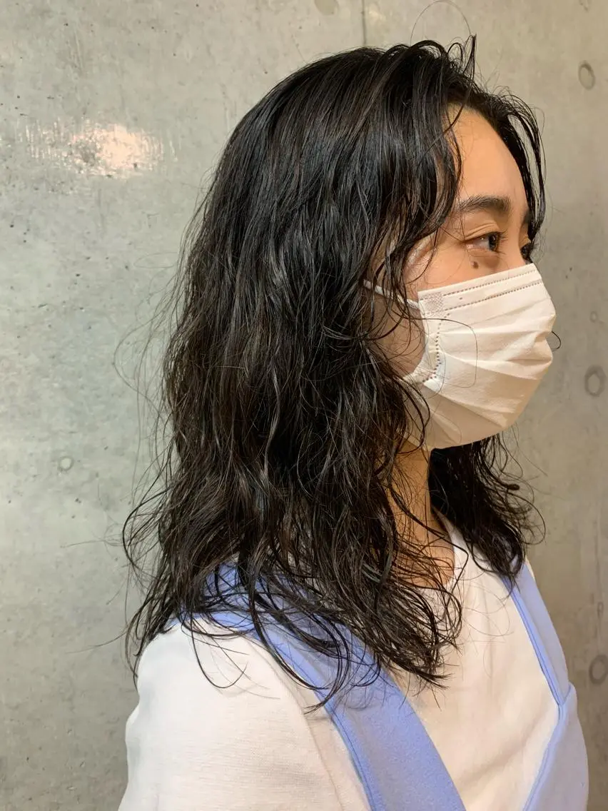 セミロング パーマ セミロングパーマ Yuki☺︎パーマ レイヤーカットのヘアスタイル