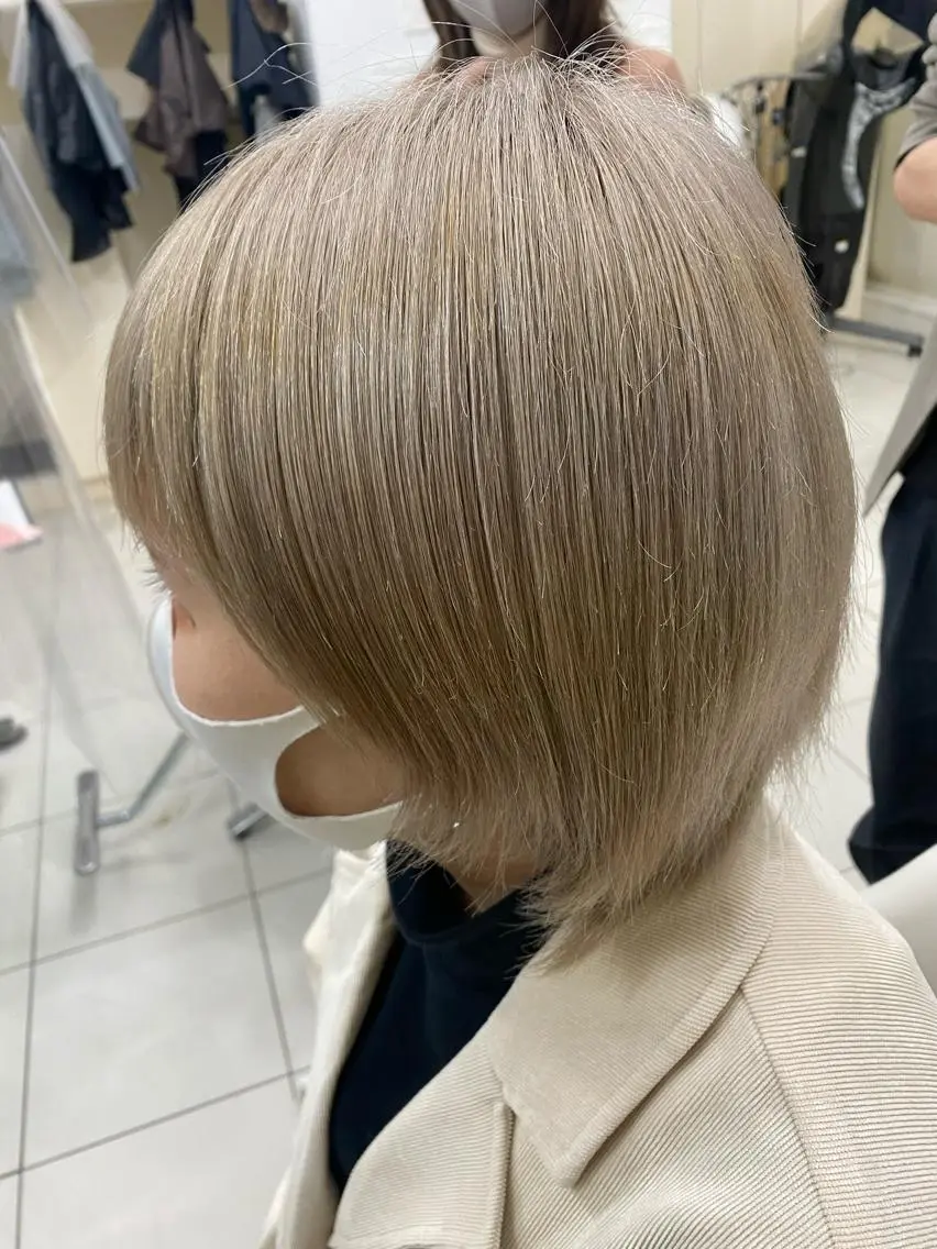 ショート カラー 🌈髪質改善特化🌈 ルフレのヘアスタイル
