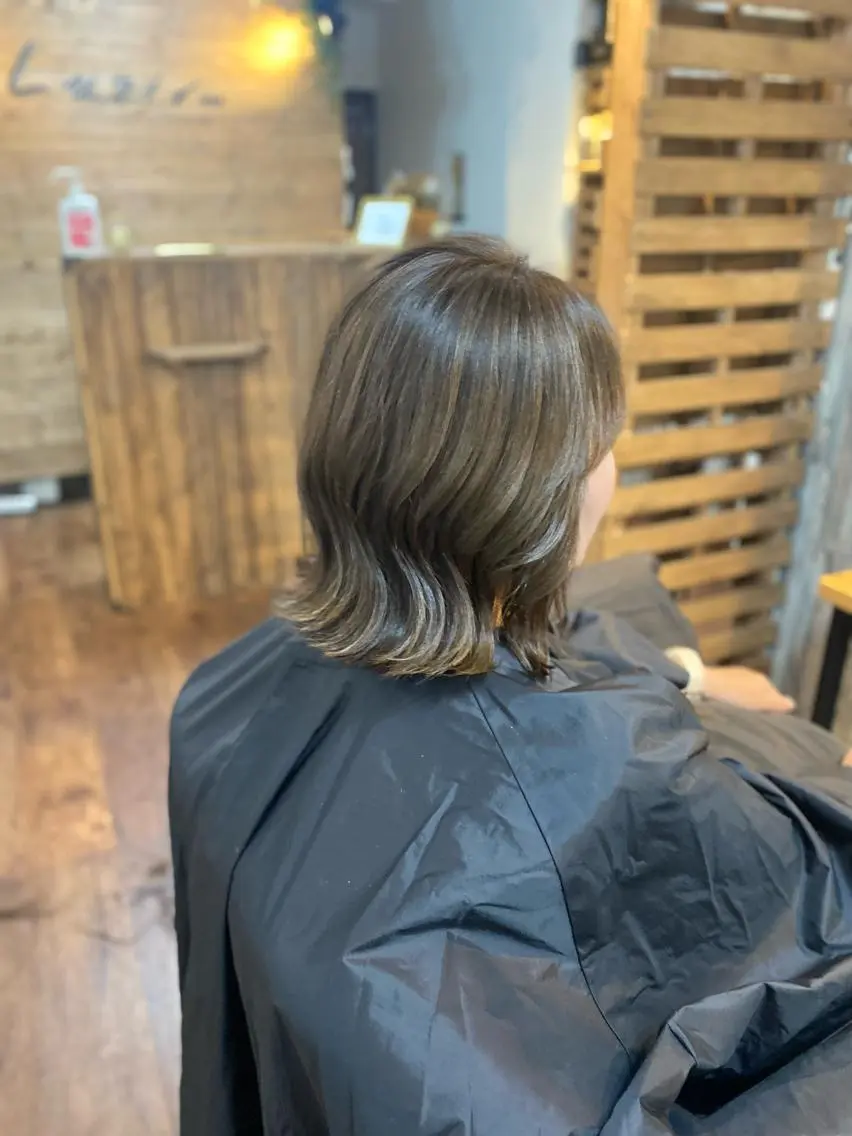 ショート カラー グレージュ カット ヘアカラー トリートメント Luzir⭐︎ GEN⭐︎のヘアスタイル