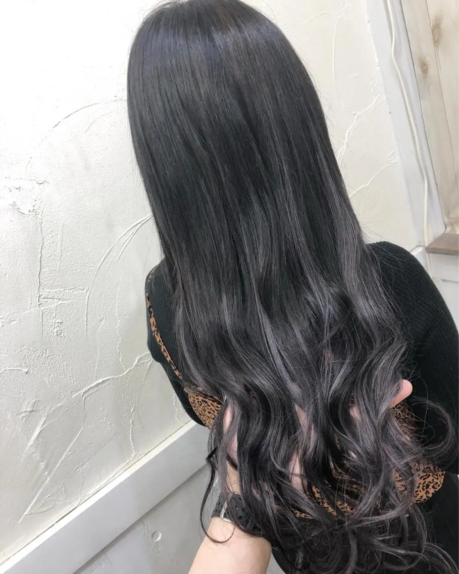 ロング Loob.TOKYO MIYA🌈のヘアスタイル