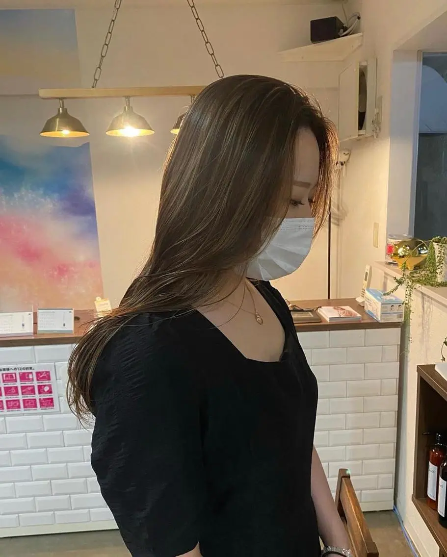 ロング ハイライト 🫧透明感カラー× レイヤー🫧HARUのヘアスタイル